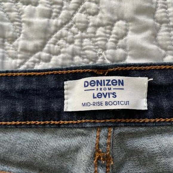 Denizen by Levi's Bootcut Jeans in Dark wash, size 16 - Picture 5 of 6